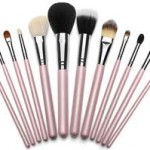 Makeup brushes