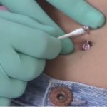 navel piercing